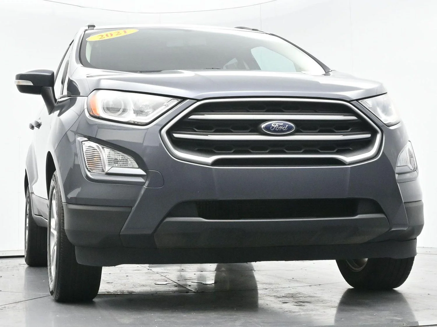 Used 2021 Smoke Ford SE image 45