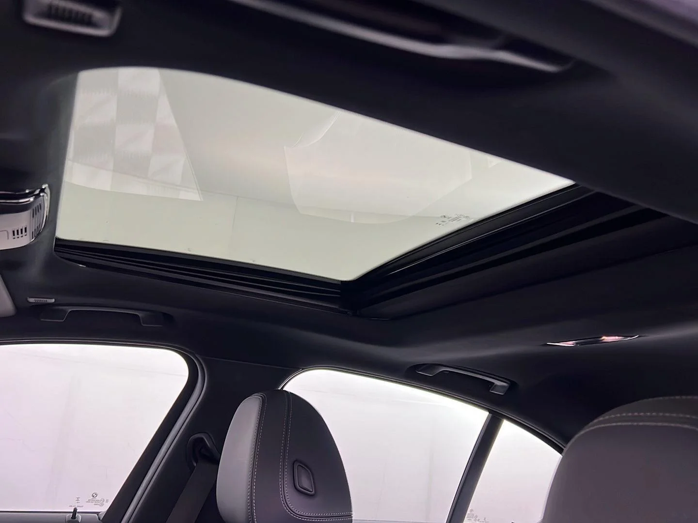Used 2023 Skyscraper Grey Metallic BMW 330i xDrive image 23