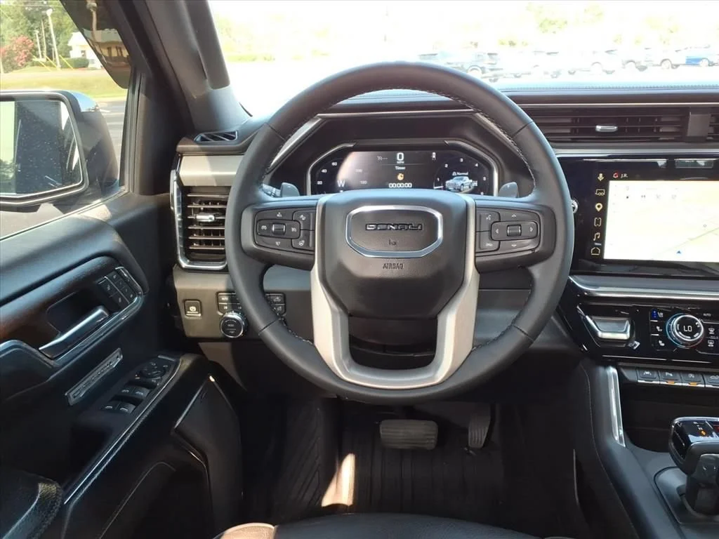 Used 2024 Onyx Black GMC Denali image 24
