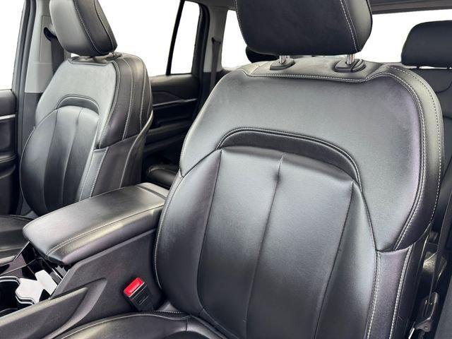 Used 2023 White Jeep 4xe image 15