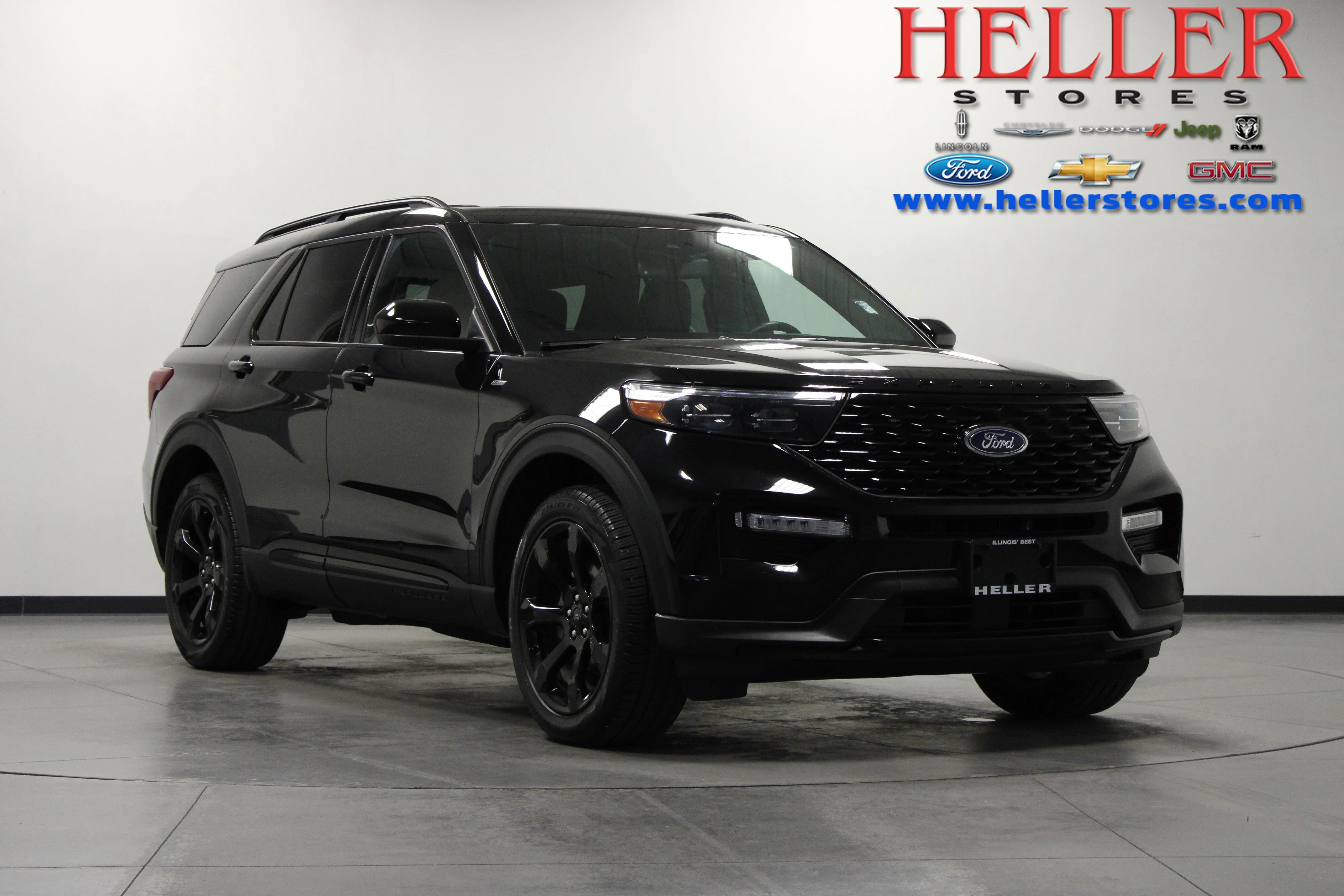 2023 Ford Explorer ST-LINE 4WD's photo