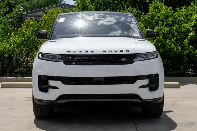 New 2026 Fuji White Land Rover SE image 6