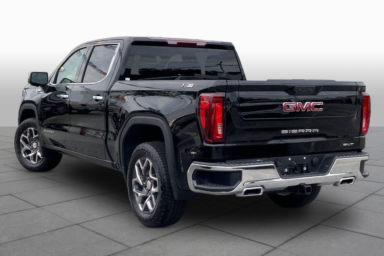 New 2026 Onyx Black GMC SLT image 11