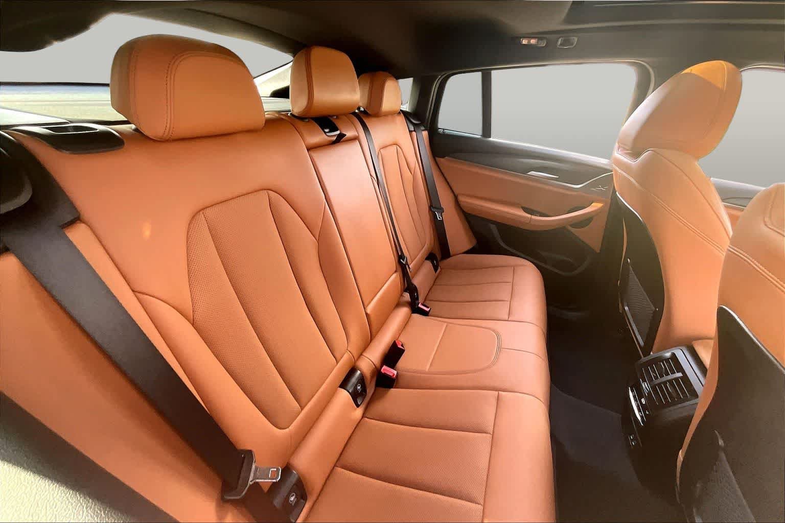 Used 2023 Piemont Red BMW xDrive30i image 19