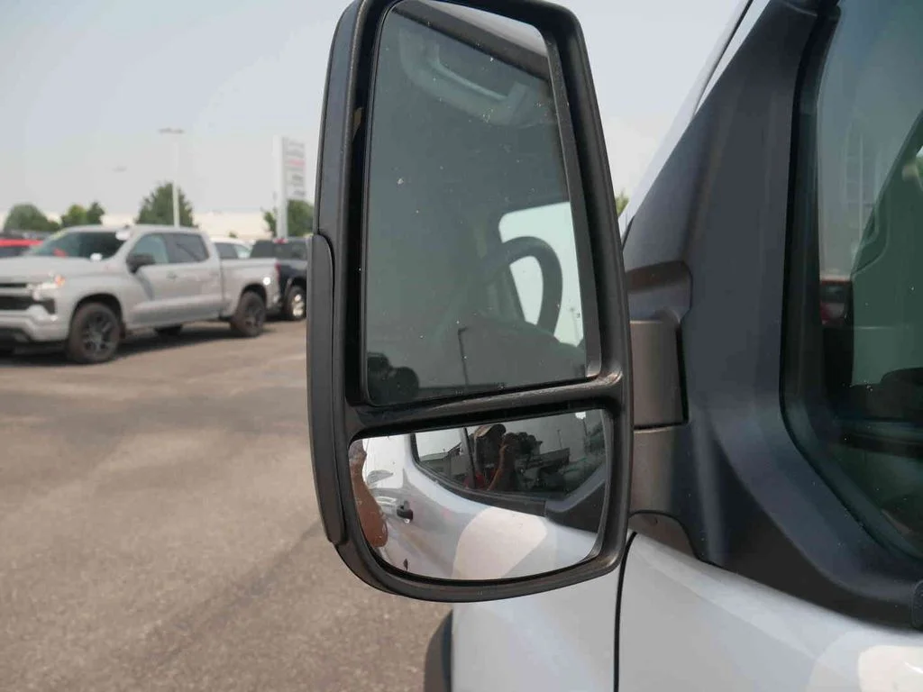 Used 2025 White Ford Base image 21