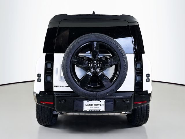 2026 Land Rover Defender X-Dynamic SE - Photo 6
