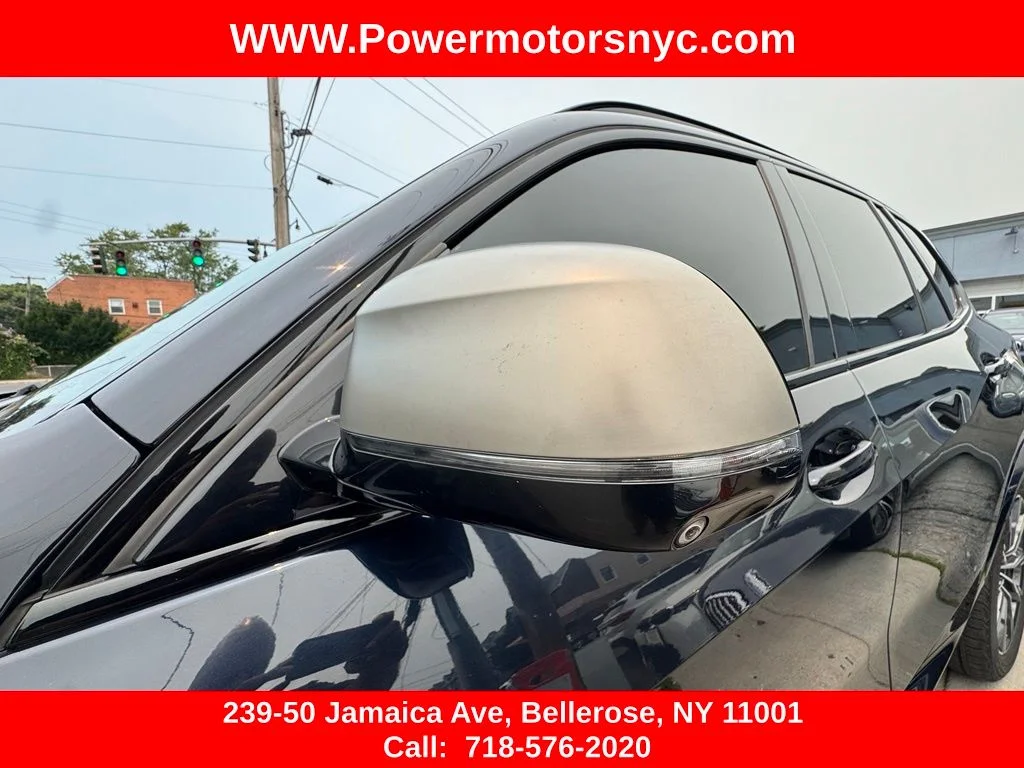 Used 2020 Black BMW M50i image 13