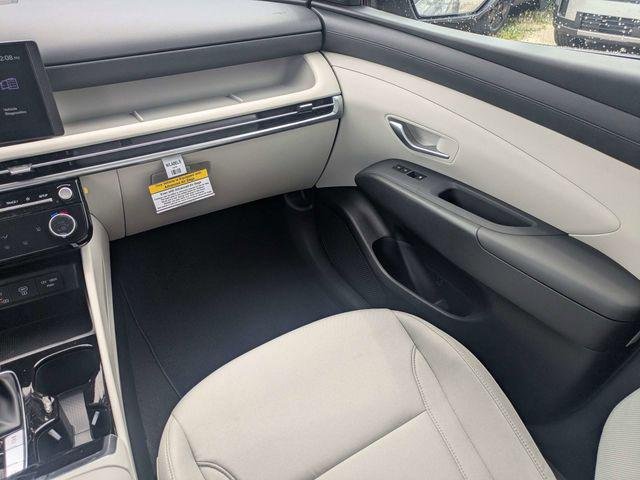 New 2026 Silver Hyundai SEL FWD image 18
