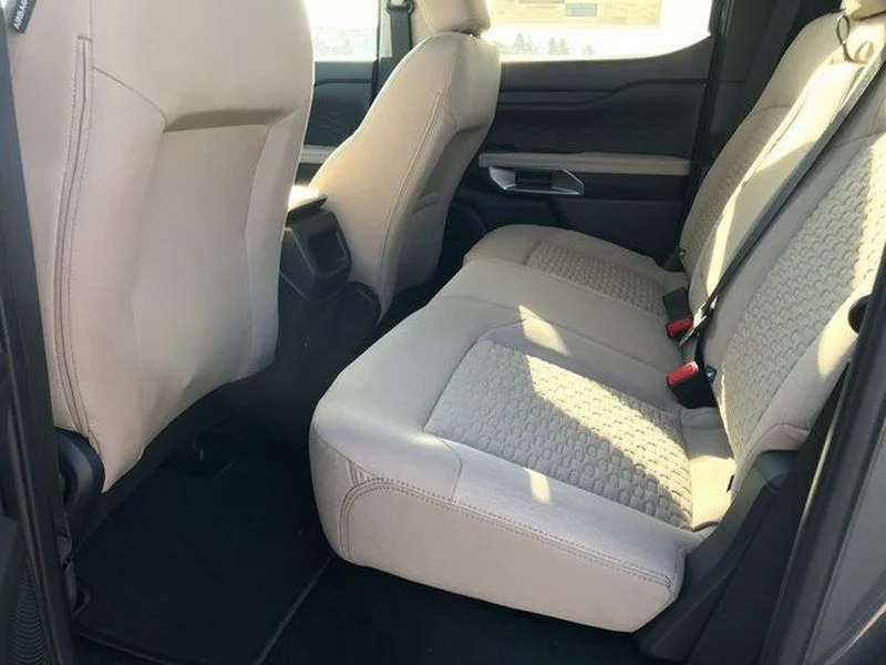 New 2025 Carbonized Gray Metallic Ford XLT image 18