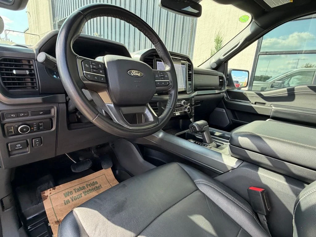 Used 2024 White Ford XLT image 7
