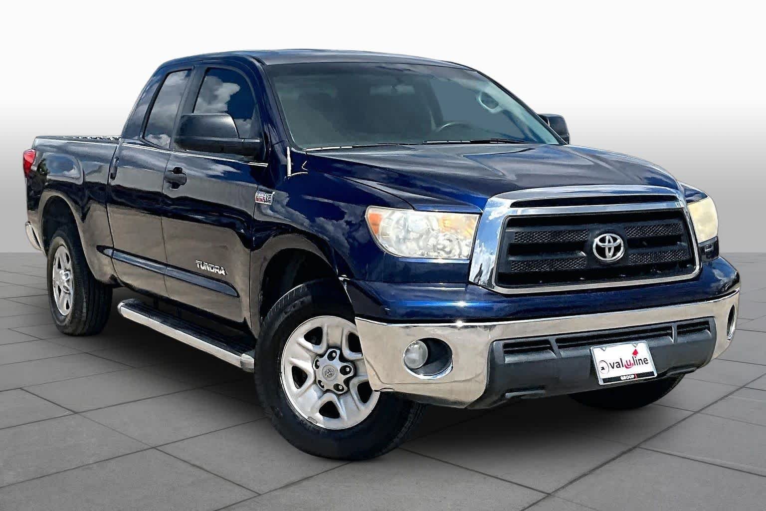 Used 2010 Nautical Blue Metallic Toyota  image 2