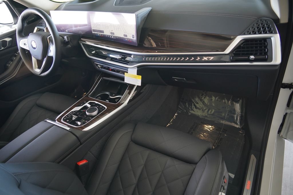 New 2027 Mineral White Metallic BMW xDrive40i image 16