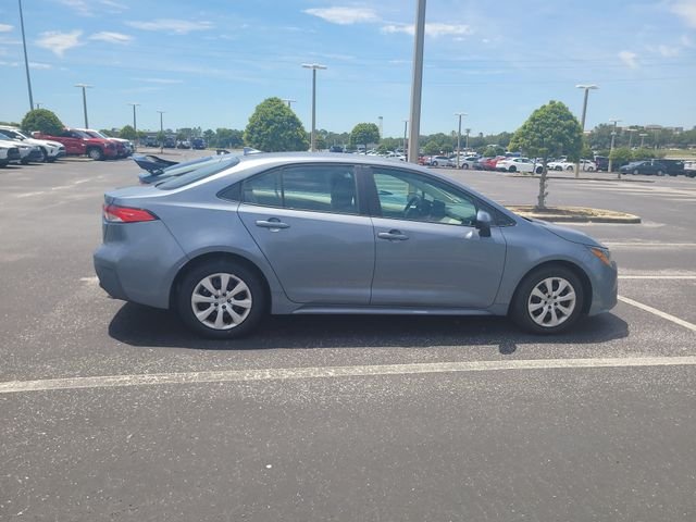 Used 2024  Toyota LE image 6