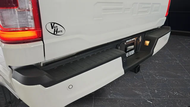 Used 2023 Star White Metallic Tri-Coat Ford Lariat image 42
