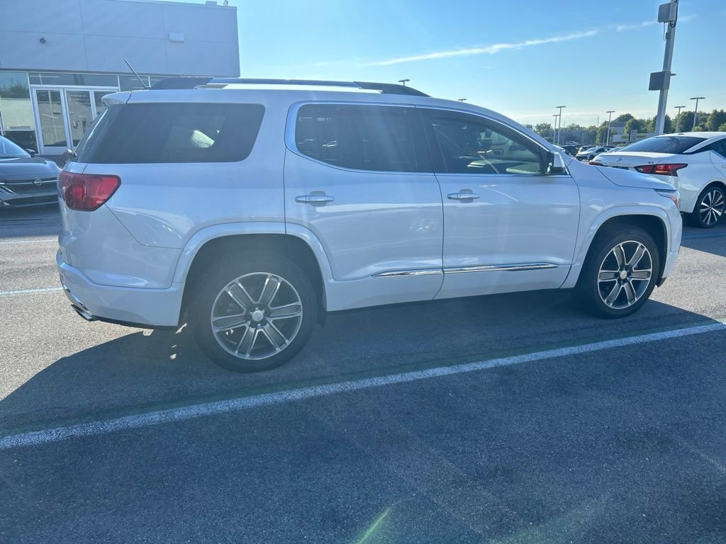 Used 2019 White GMC Denali image 4