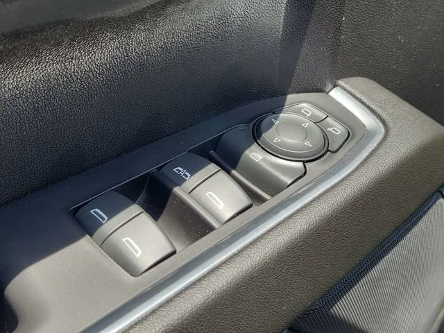 2023 Chevrolet Silverado 1500 LT - Photo 22