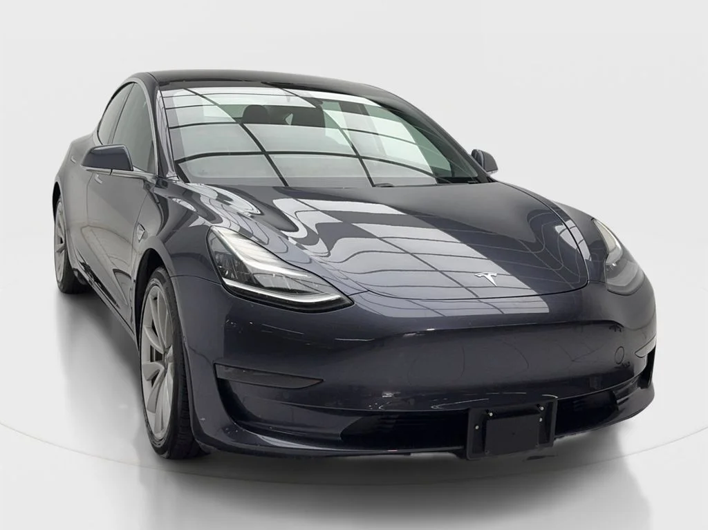 Used 2020 Gray Tesla Long Range image 2