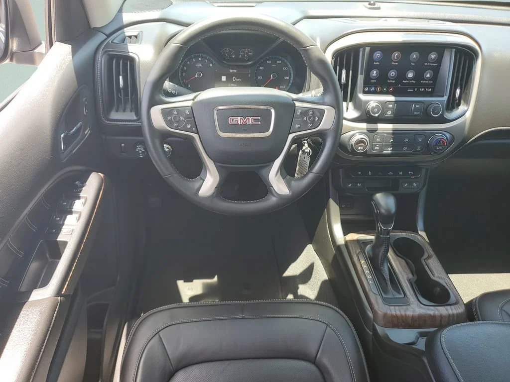 Used 2022 Onyx Black GMC Denali image 12