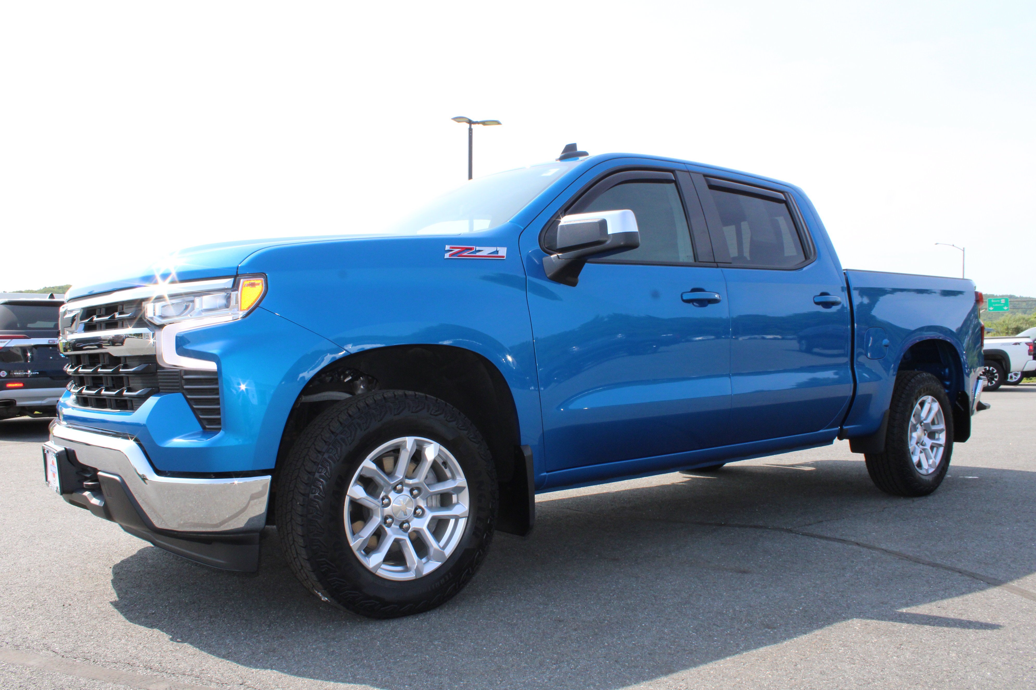 Used 2023 Glacier Blue Metallic Chevrolet LT image 14