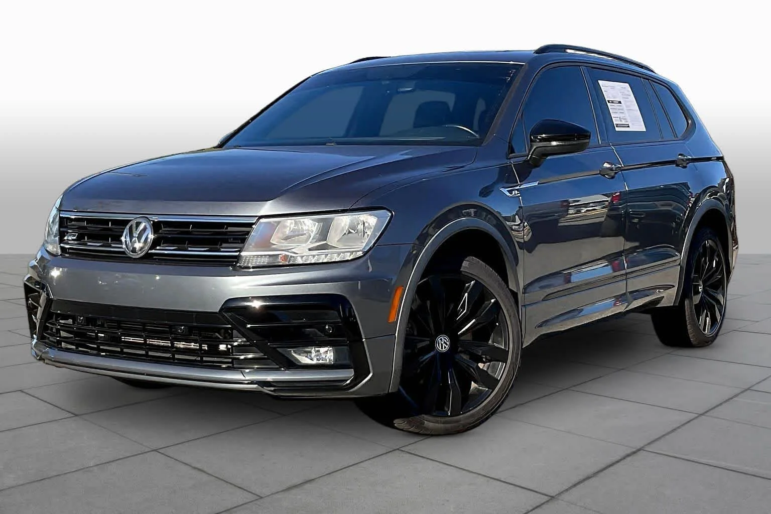 Used 2021 Platinum Gray Metallic Volkswagen SE R-Line Black image 1