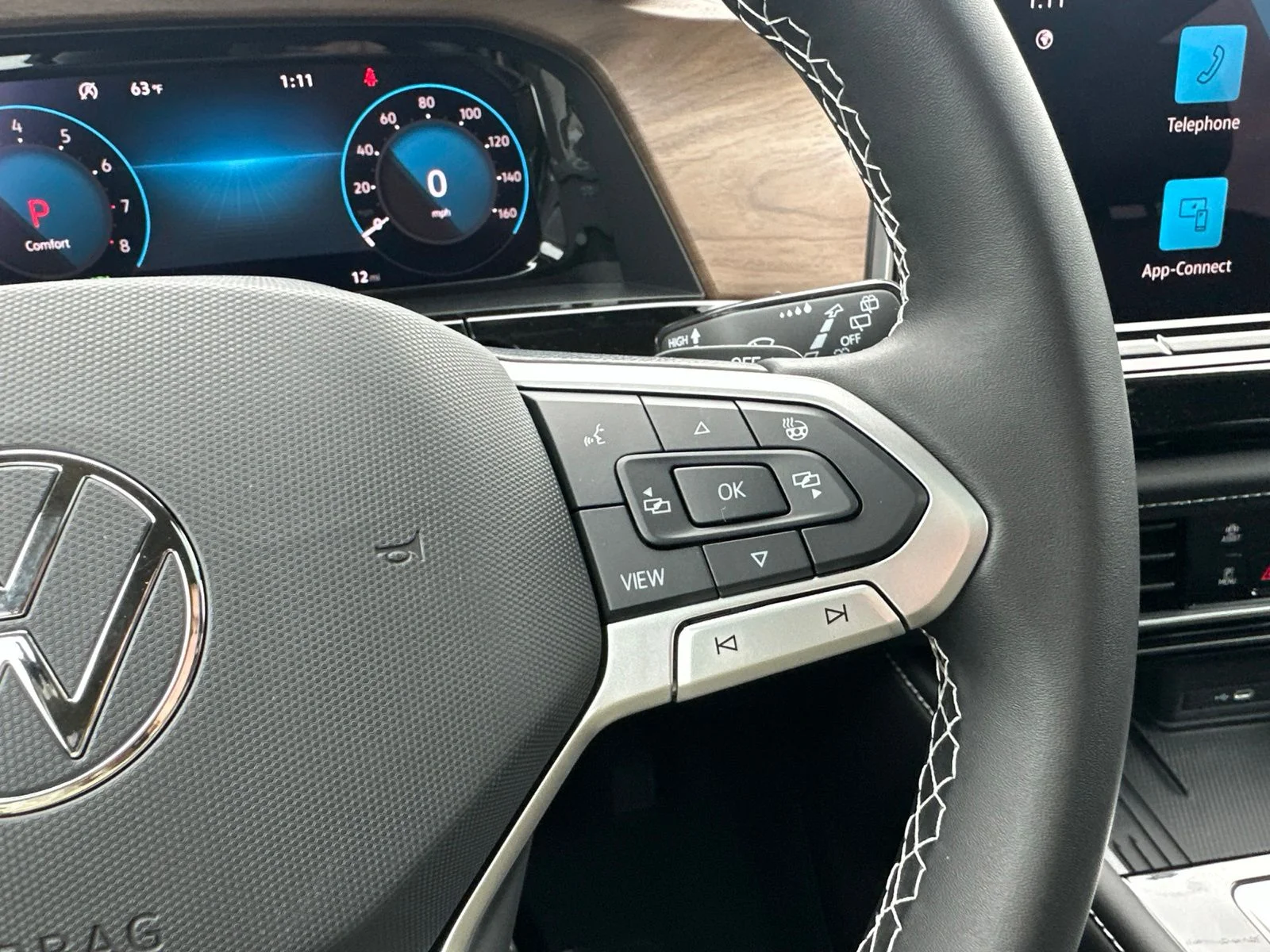 New 2026 Black Volkswagen 2.0T SE w/Technology image 50