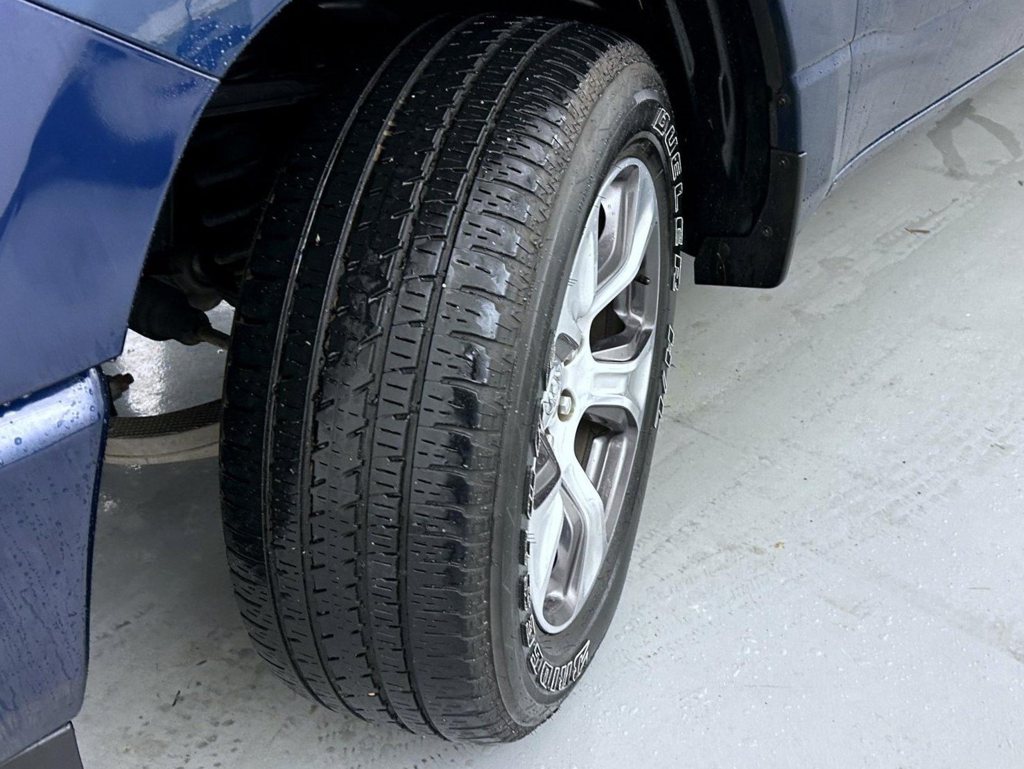 Certified Used 2023 Blue Ram Laramie image 23
