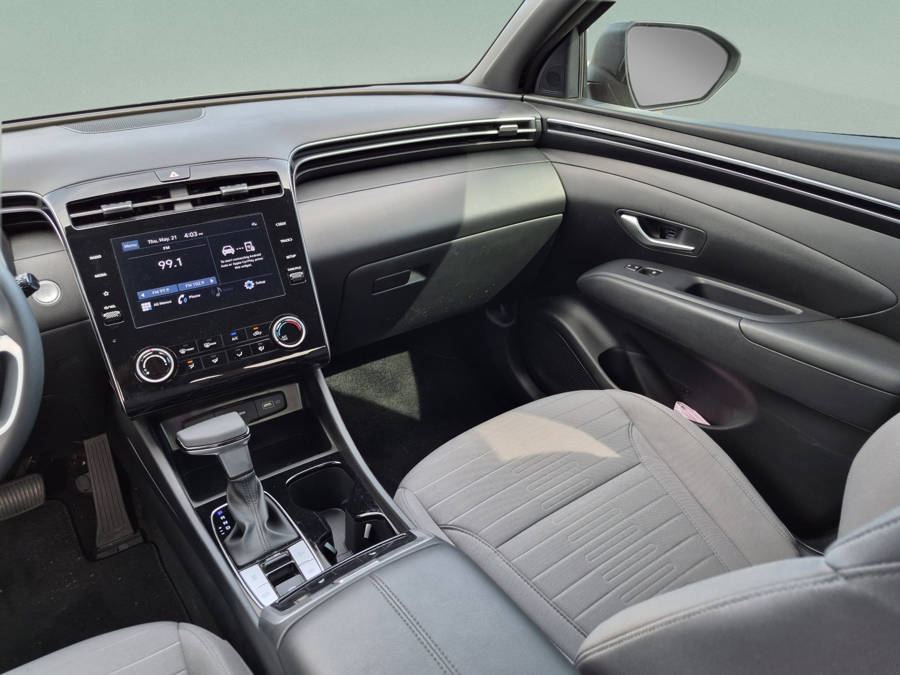 Used 2023 Hampton Gray Hyundai SEL image 24