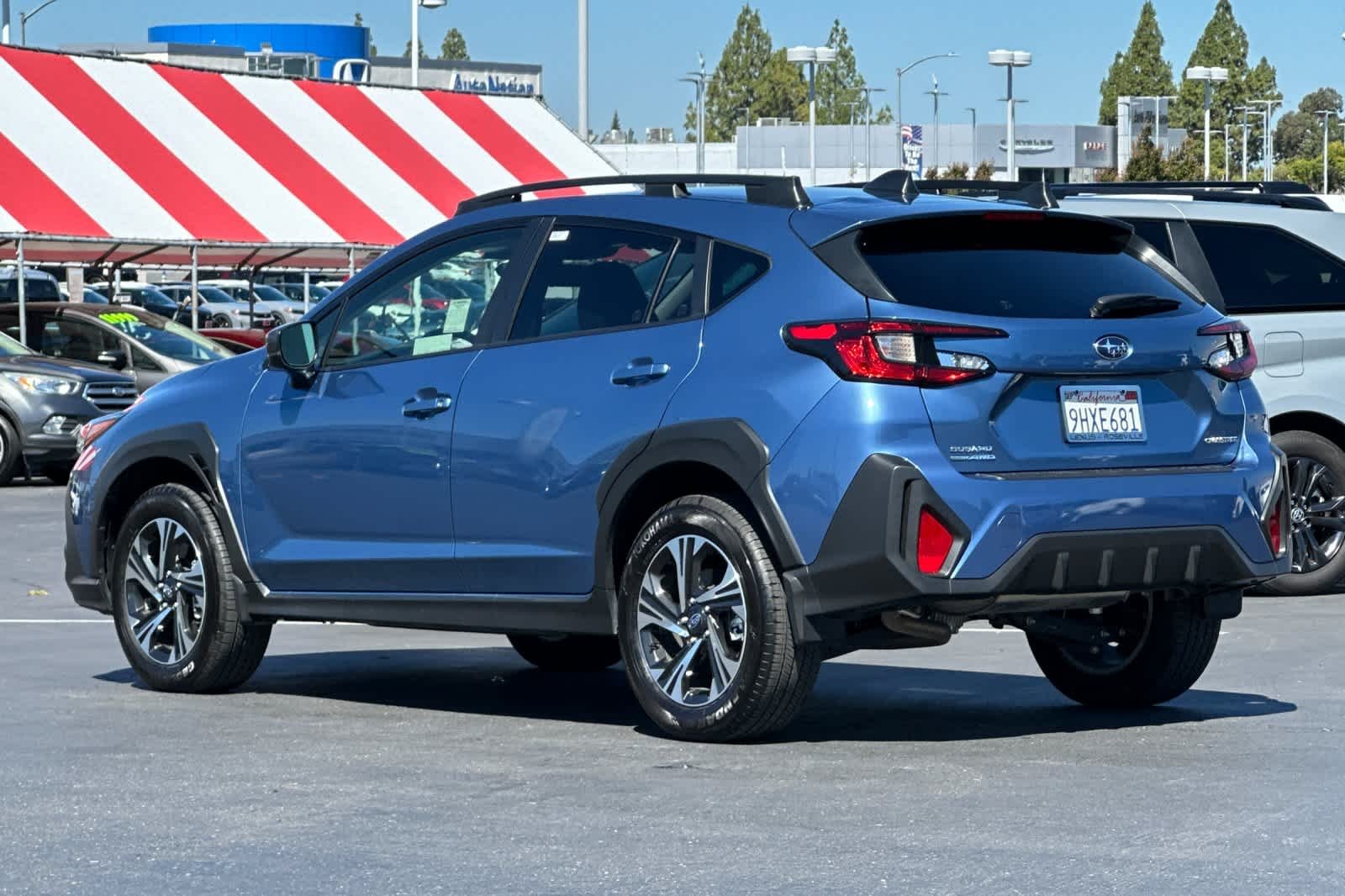 Used 2024 Horizon Blue Pearl Subaru Premium image 7
