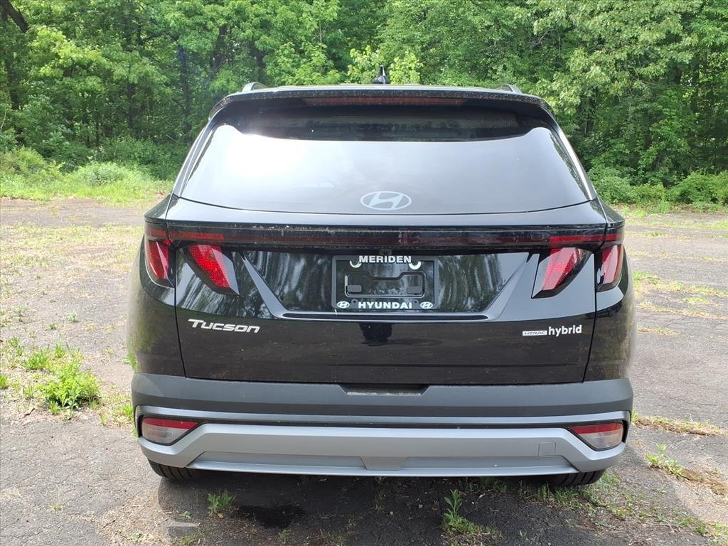New 2026 Ash Black Hyundai SEL AWD image 5