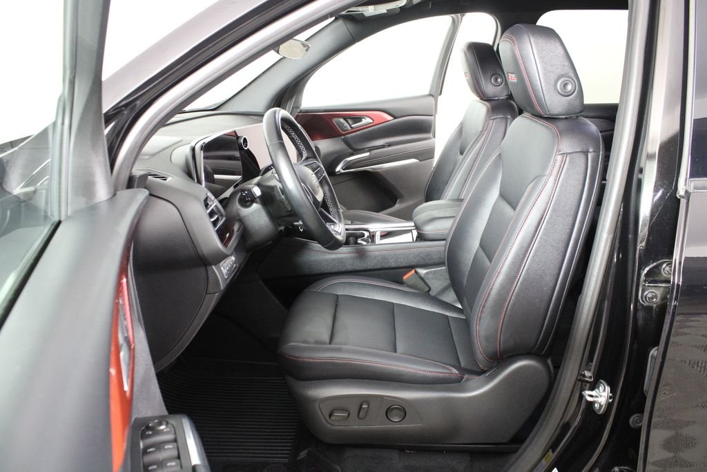 Used 2026 Black Chevrolet Z71 image 23