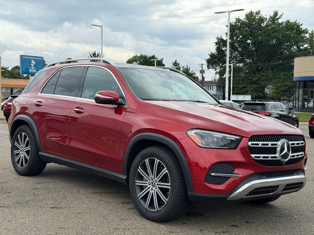 Used 2024 Red Mercedes-Benz GLE 450 image 7