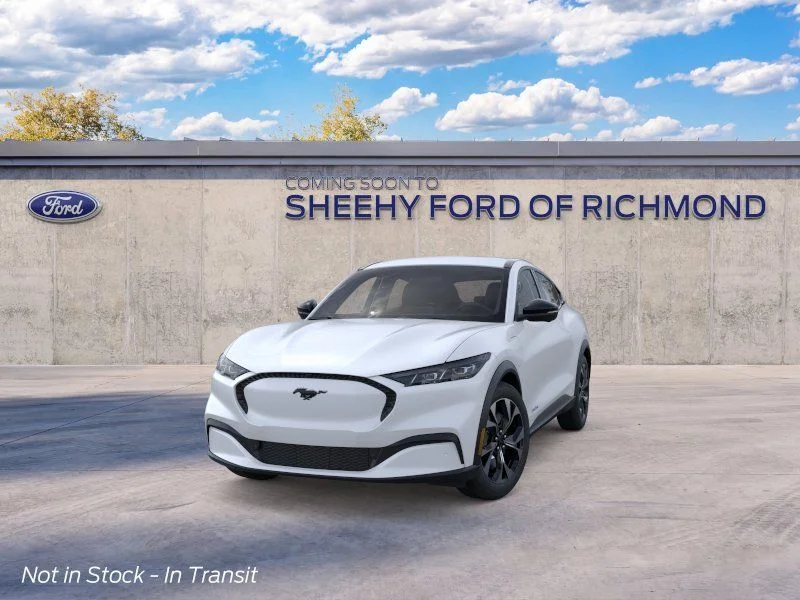 New 2026 Star White Metallic Tri-coat Ford Select image 3
