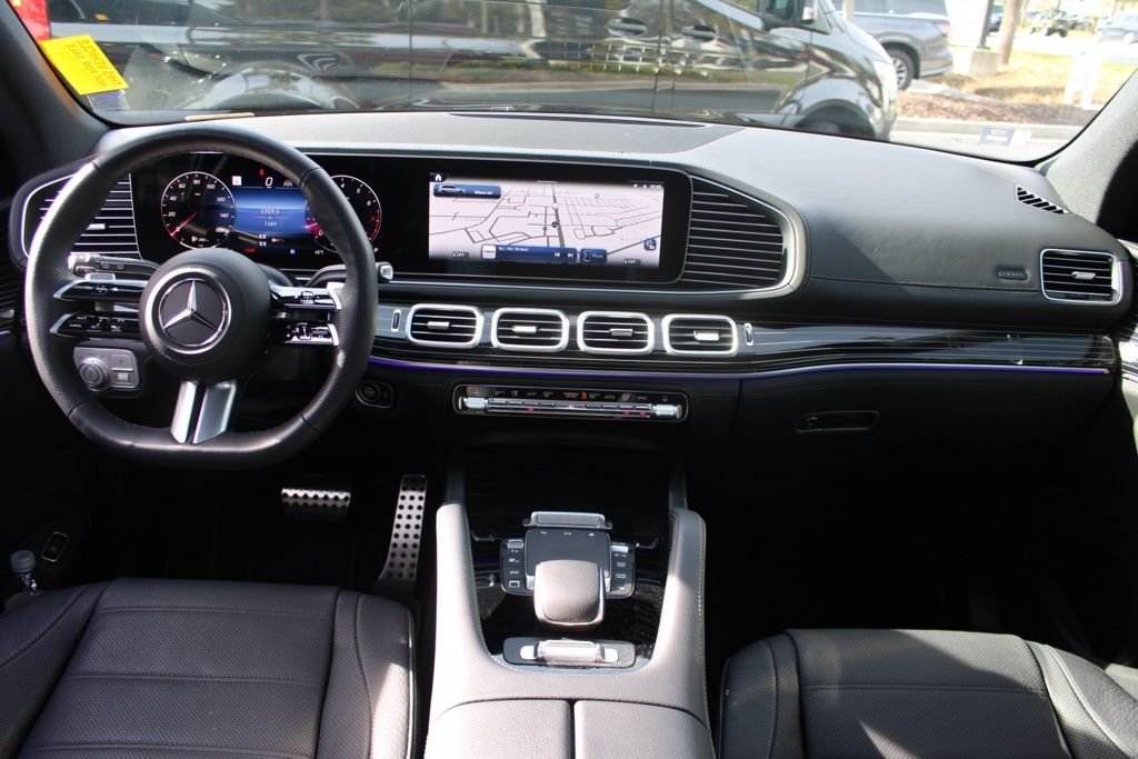Certified Used 2025  Mercedes-Benz GLS 580 image 32