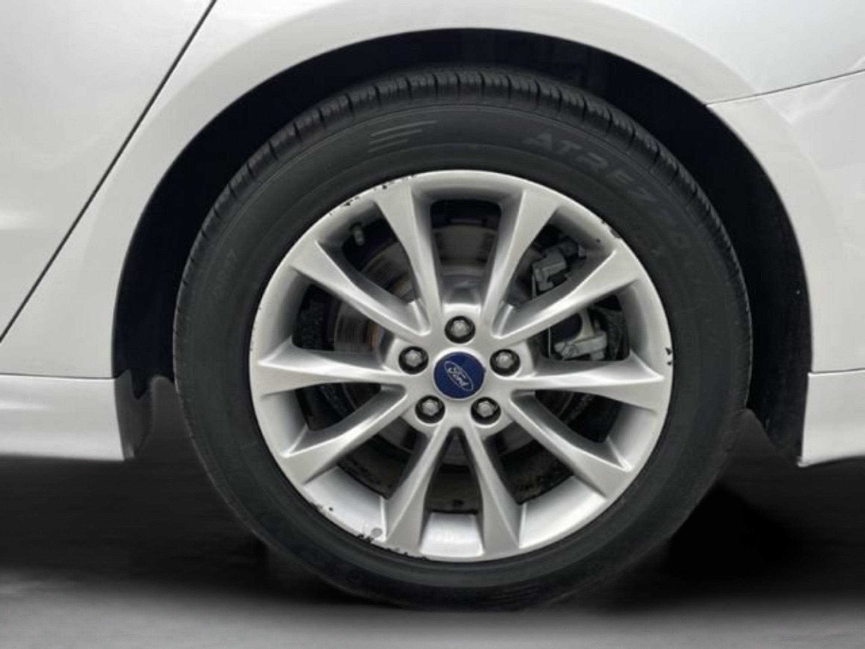 Used 2017 Ingot Silver Ford S image 33