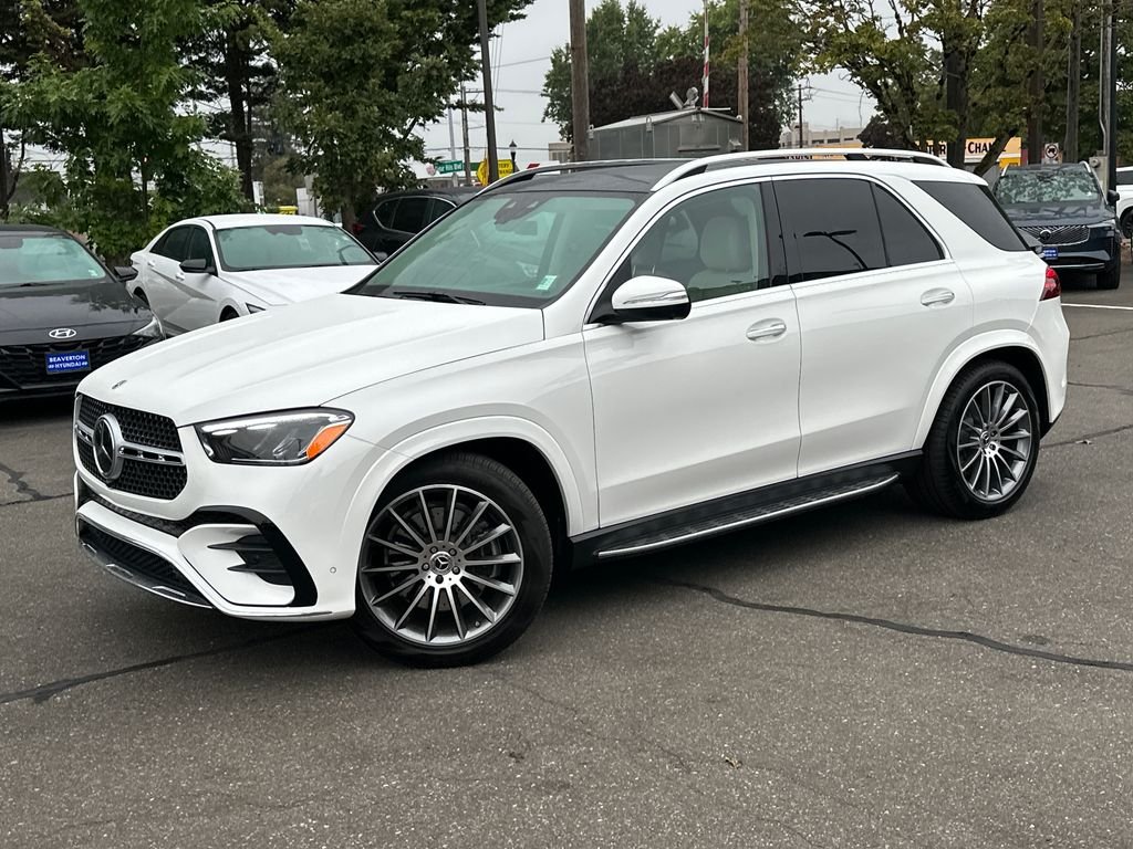 Used 2026  Mercedes-Benz GLE 450 image 1