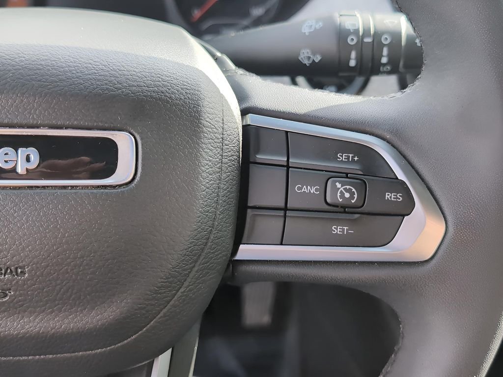 Used 2024 Bright White Clearcoat Jeep Latitude image 15