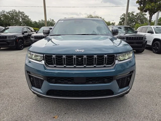 New 2026 Steel Blue Exterior Paint Jeep Limited image 22