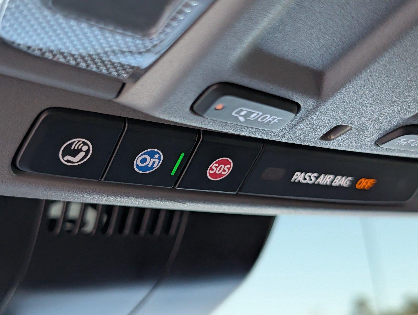 Used 2024 Sterling Gray Metallic Chevrolet LT image 27