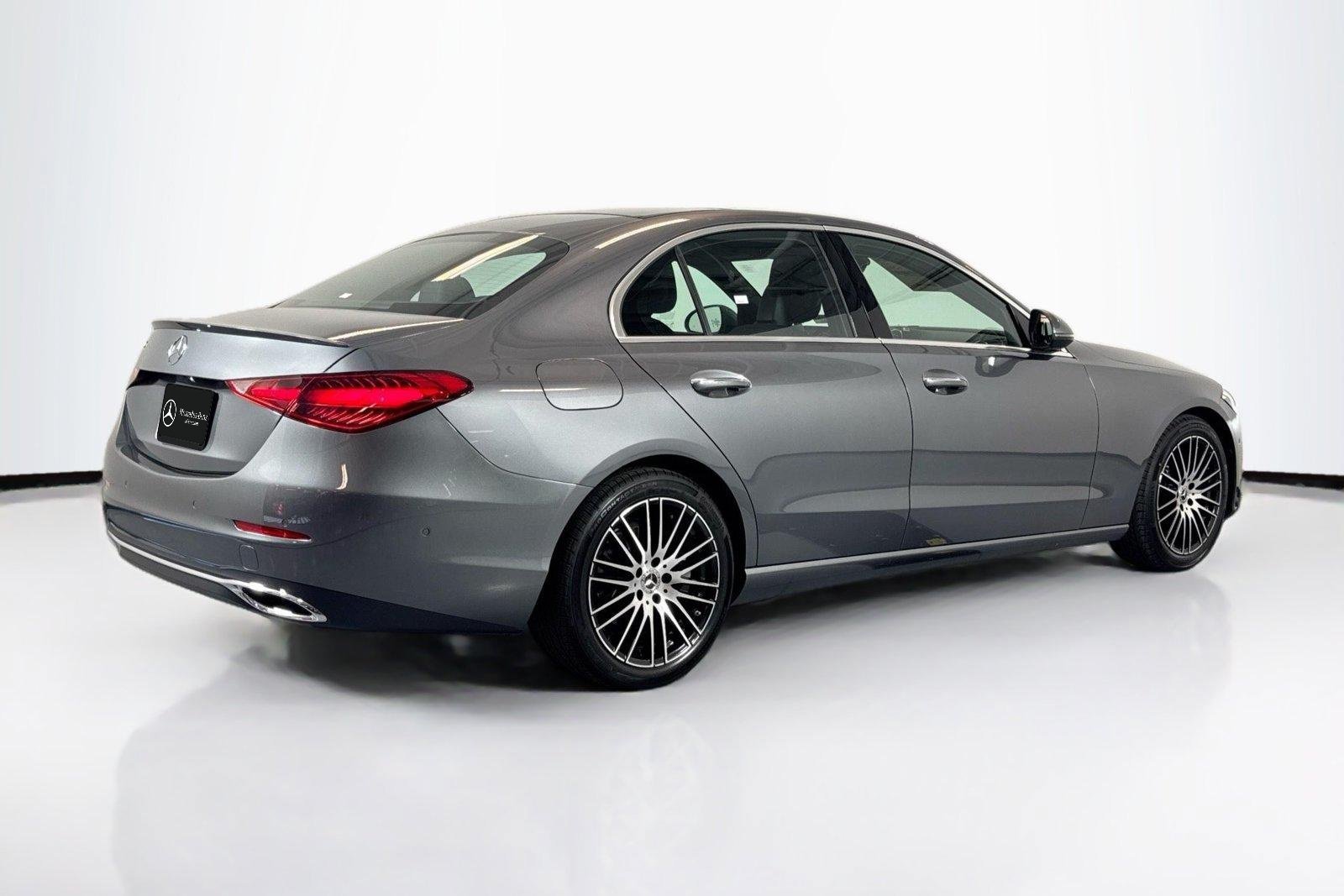 New 2026 Selenite Grey Metallic Mercedes-Benz C 300 image 5