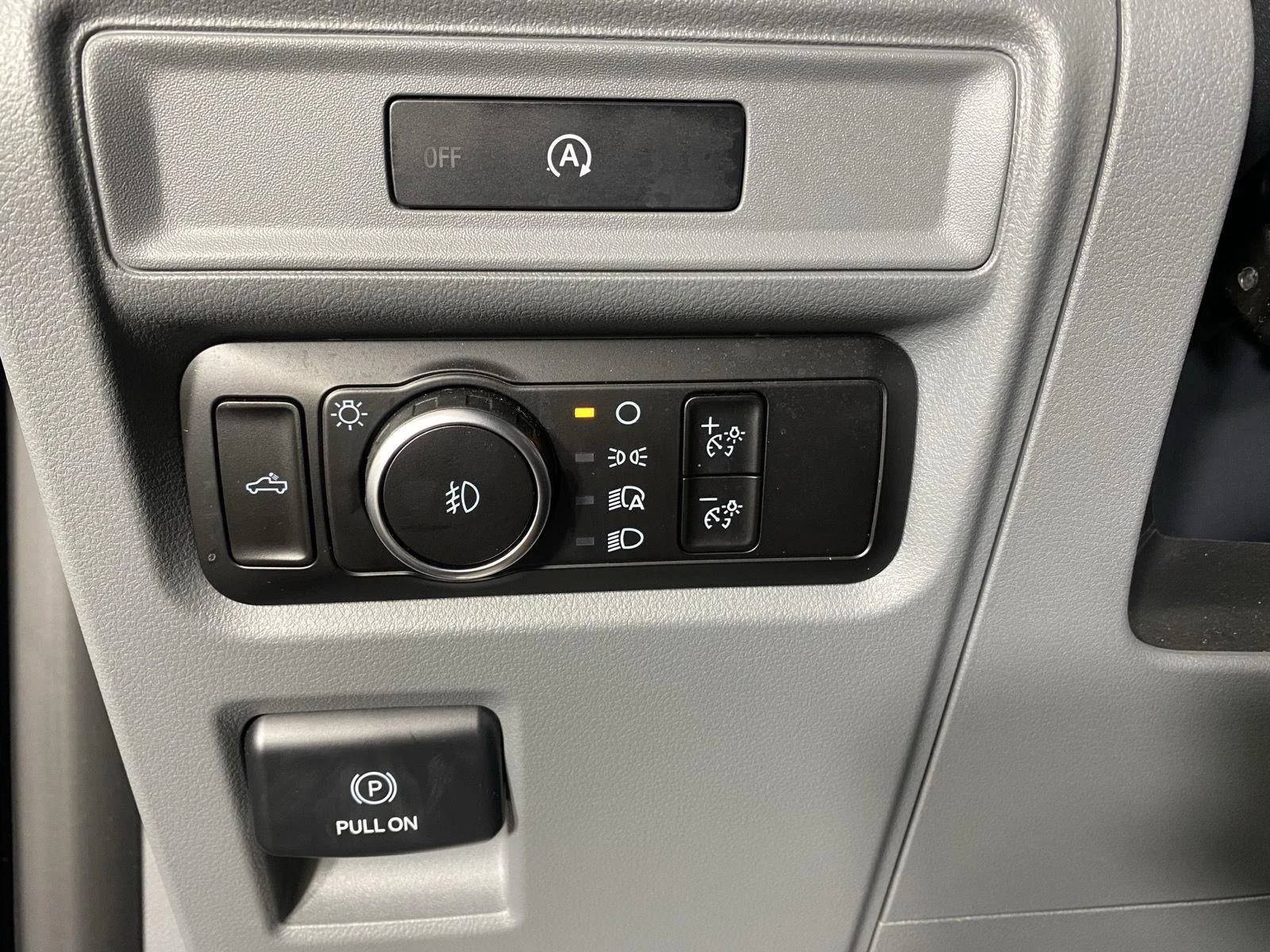 Used 2025 Agate Black Ford XLT image 13