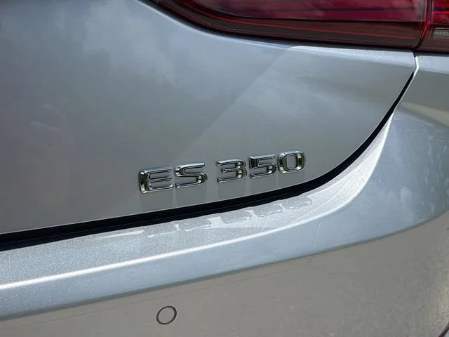 Certified Used 2023 IRIDIUM Lexus ES 350 image 11
