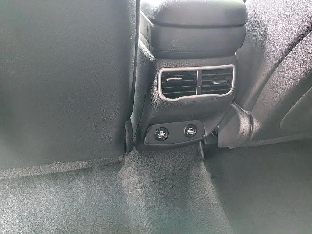 Used 2023 Silver Hyundai SEL image 34