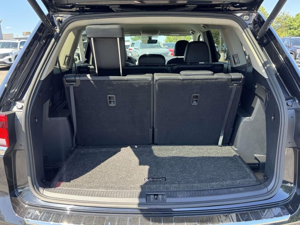 2023 Volkswagen Atlas SE w/Tech - Photo 29