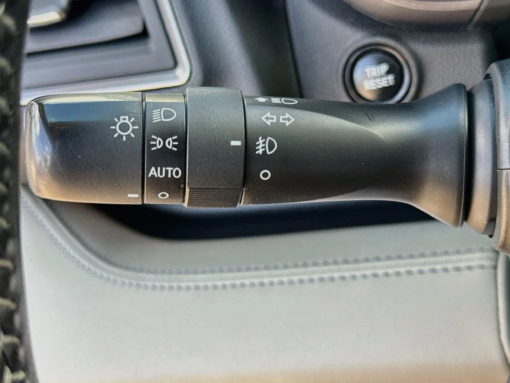 Used 2020 Blue Subaru Touring image 12