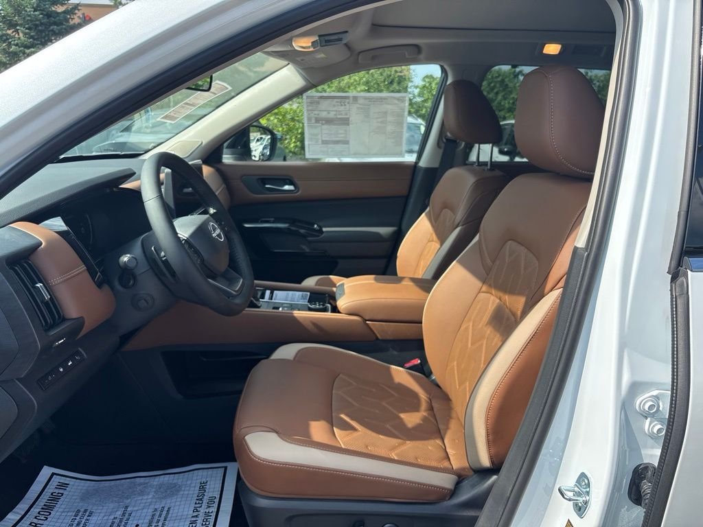 New 2026 White Nissan Platinum image 12