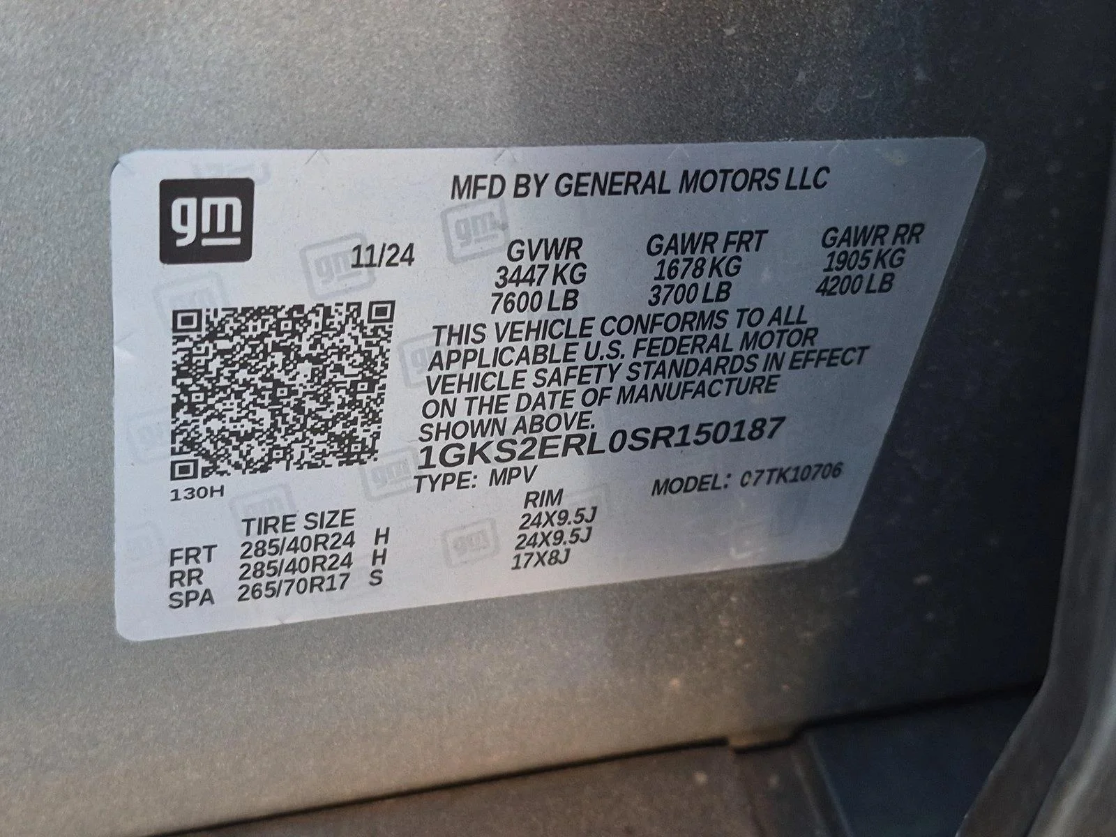 Used 2025 Sterling GMC Denali Ultimate image 14