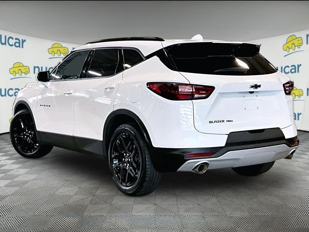 Used 2023 White Chevrolet LT image 4