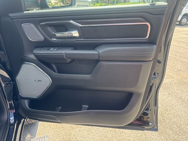 2026 RAM 1500 Laramie - Photo 9