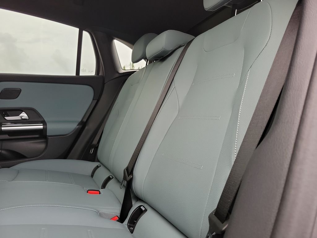 New 2026 Mountain Grey Metallic Mercedes-Benz GLA 250 image 9