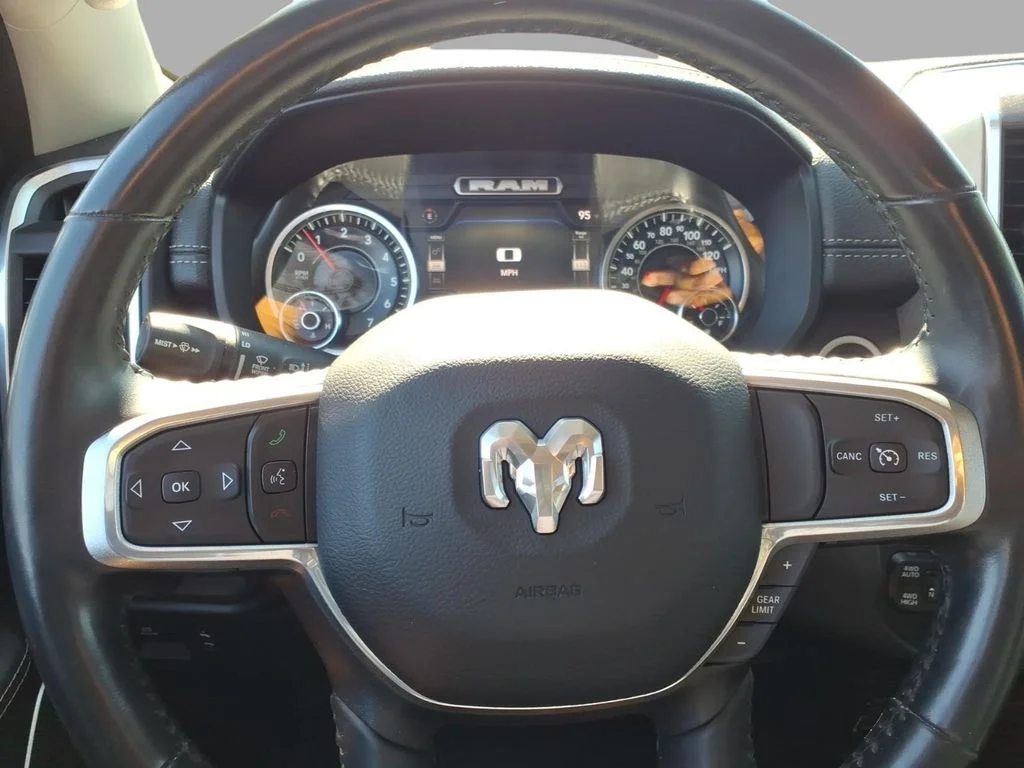 Used 2022 White Ram Laramie image 27